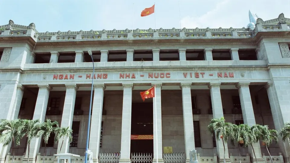 Ambisi Pertumbuhan Ekonomi Vietnam Menekan Sektor Perbankan Domestik