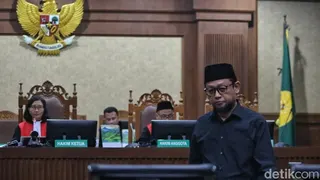 Gus Alex Akui Terima USD 85 Ribu dari Biro Travel Umrah