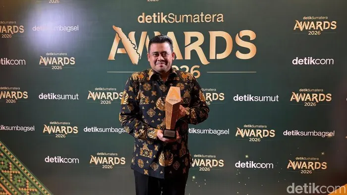 Pemprov Sumut Raih detikSumatera Awards, Gubsu Komitmen Tingkatkan Pelayanan