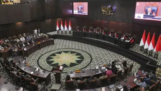 Gugatan Wajib Verifikasi Identitas Cegah Akun Medsos Anonim Dicabut dari MK