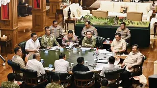 Prabowo Panggil Panglima TNI-Kapolri, Bahas Situasi Nasional hingga Karhutla