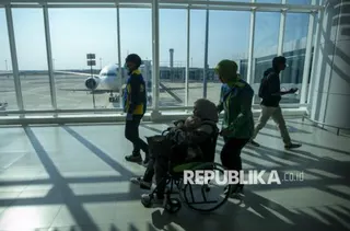 Dampak Abu Vulkanik Gunung Anak Krakatau, 4 Penerbangan Garuda Dialihkan ke Bandara Kertajati