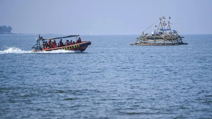 Yang Diketahui Sejauh Ini Usai Sepekan Pencarian Jurnalis Hilang di Selat Sunda