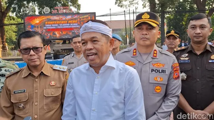 Dana Bagi Hasil Belum Cair, Dedi Mulyadi Koreksi Defisit APBD Jabar 2026
