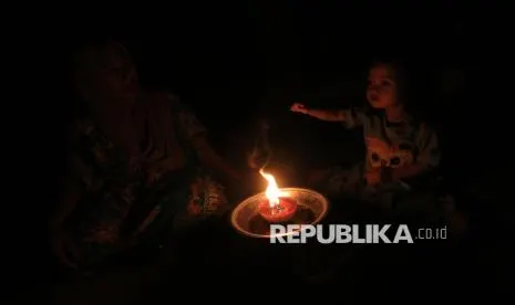 Mitigasi Gangguan Listrik bagi Pelaku Ekonomi Digital di Jakarta dan Tangerang Selatan
