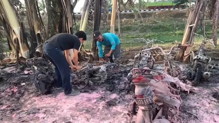 Area Parkir Pabrik di Demak Kebakaran, 20 Motor Hangus Terbakar