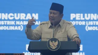 Peringatan Presiden Prabowo untuk Pengguna Motor Bensin dan Rencana Insentif Motor Listrik