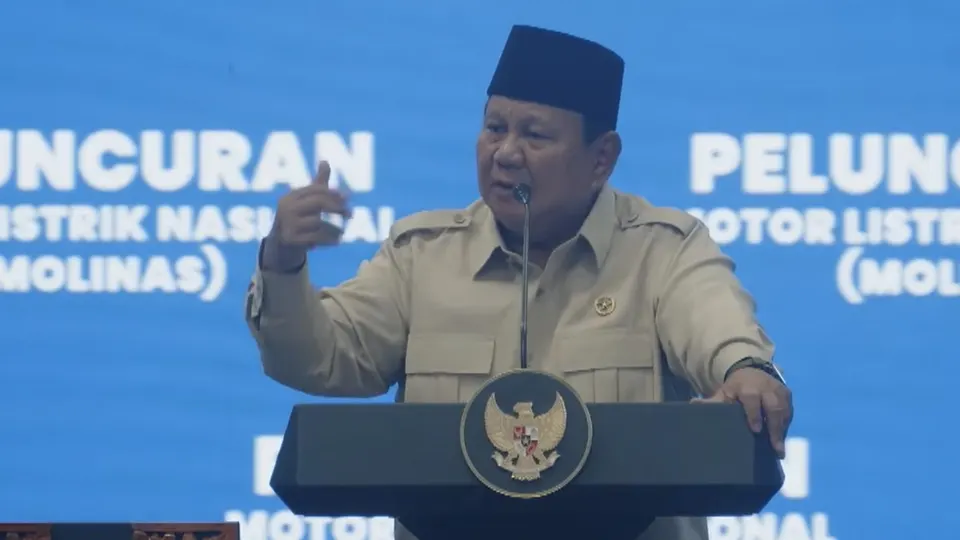 Peringatan Presiden Prabowo untuk Pengguna Motor Bensin dan Rencana Insentif Motor Listrik