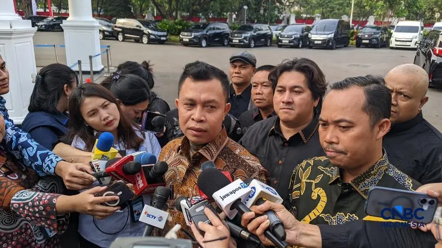 Prabowo Bertemu Panglima Jilah di Istana Bahas Penanganan Karhutla Kalimantan Barat