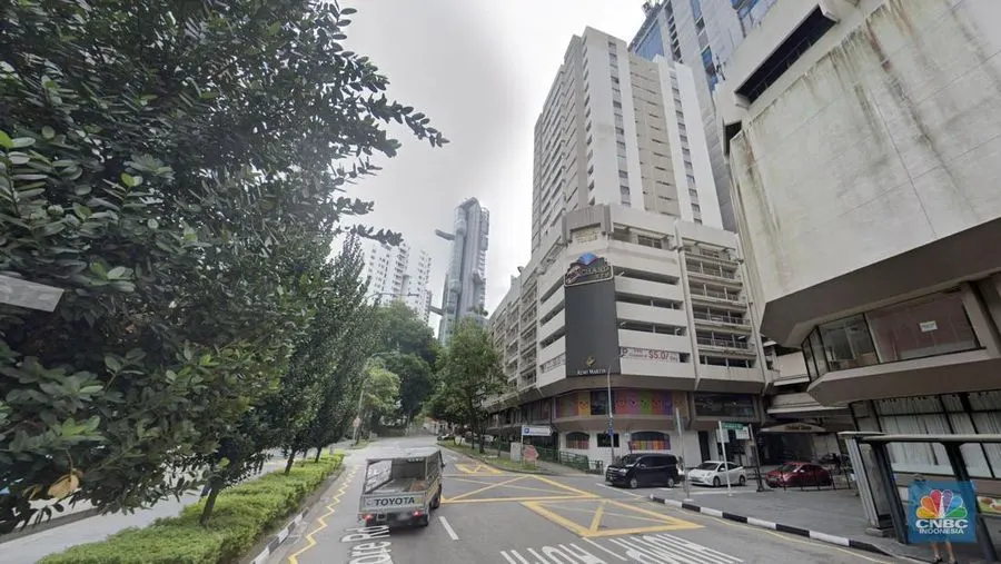 Bisnis Ayah-Anak Ini Beli Mal di Orchard Road, Harganya Rp4,3 Triliun