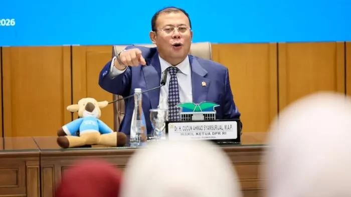 Cucun Ajak Santri Kenali Peran DPR dan Berani Jadi Pemimpin Bangsa