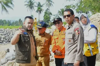Wali Kota Padang dan Satgas PRR Tinjau Dampak Banjir, Usulkan Anggaran Rp 955,7 Miliar