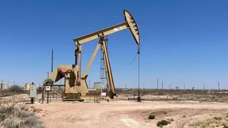 Harga Minyak Brent Kembali Menembus US$80 per Barel Akibat Kekhawatiran Pasokan Global