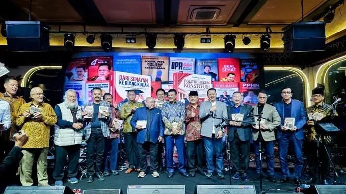 Bamsoet Luncurkan 2 Buku Terbaru, Rekam Perjalanan Politik & Akademik