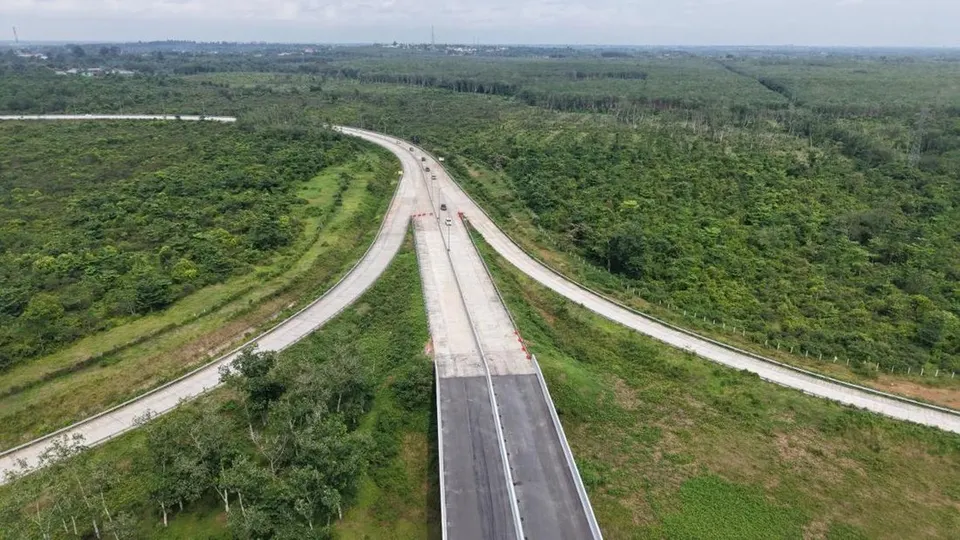 Penyelesaian Tol Palembang-Betung dan Betung-Tempino-Jambi Dikebut untuk Perkuat Ekonomi Sumatra