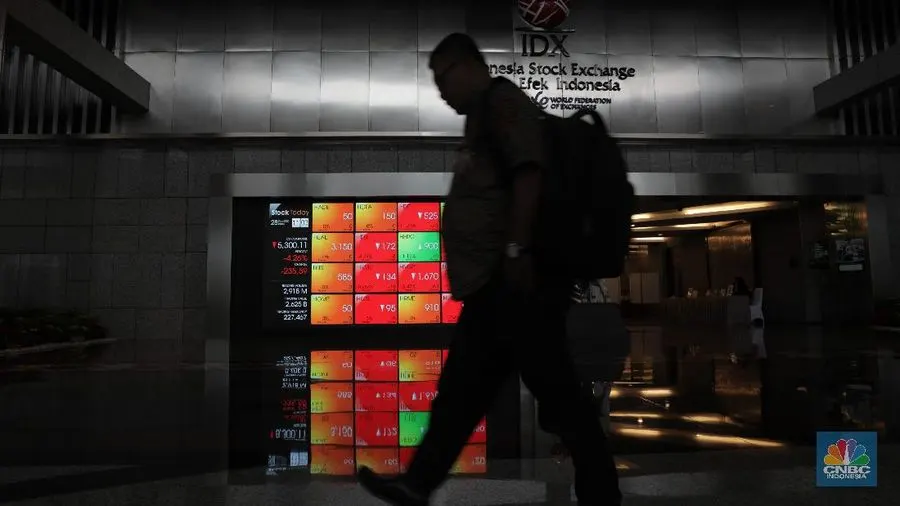 IHSG Sesi I Ditutup Menguat 0,36% ke Level 6.484