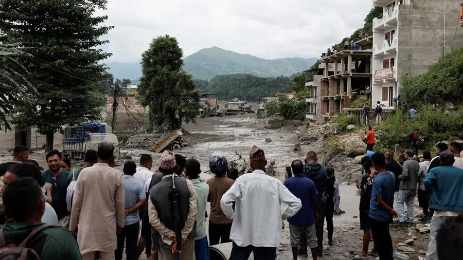 Detik-Detik Horor Banjir Bandang Sapu Warga Perbatasan China-Nepal