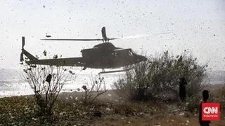 Kantor SAR Maumere Kerahkan Helikopter Distribusikan Nakes ke Lokasi Gempa Manggarai Timur