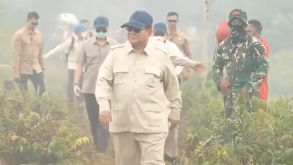 Prabowo Kunjungi Riau untuk Tinjau Penanganan Kebakaran Hutan dan Lahan di Sumatra
