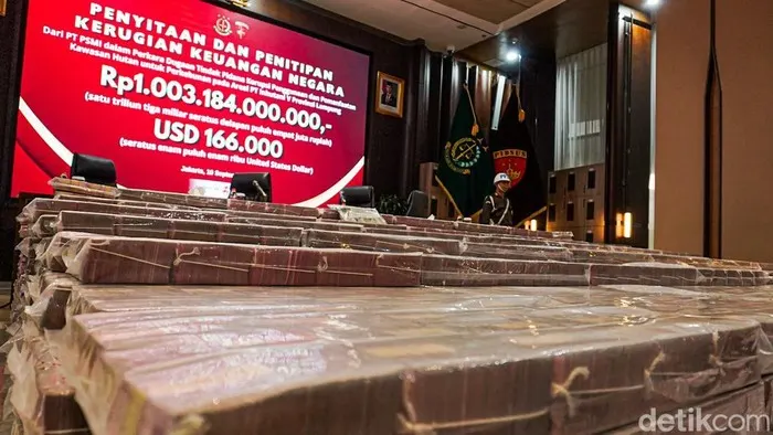 Sitaan Duit Rp 1 Triliun Lebih Ditata Bak Kasur Saat Dipamerkan Jaksa