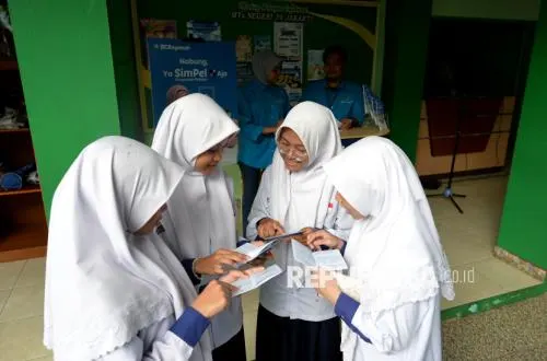 OJK, Pembukaan Rekening Massal Strategis untuk Perkuat Inklusi Keuangan