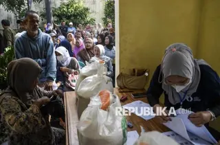Kemensos Ungkap 45 Persen Bansos Terindikasi Tak Tepat Sasaran, Basis Data Dirombak ke DTSEN