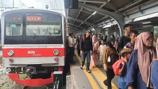 KCI Kecam Viral Penumpang Diduga BAB di KRL Bogor-Jakarta Kota, Bakal Tindak Tegas