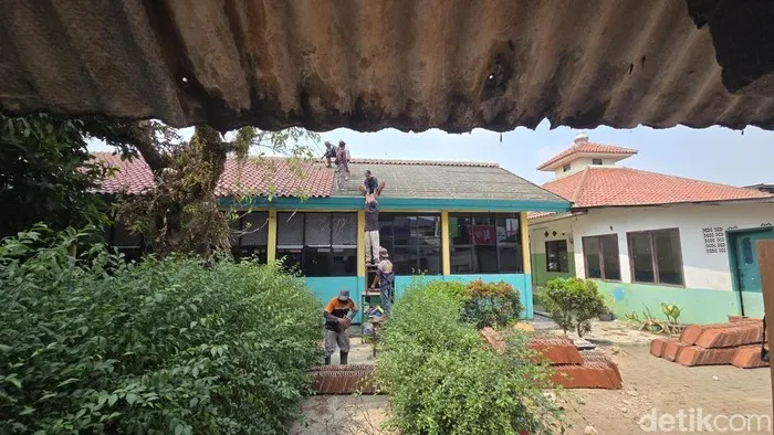 SDN Kebayoran Lama Selatan 09 Mulai Dibongkar, Pembangunan Ulang Ditargetkan Bulan Depan