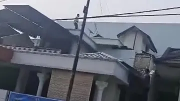 Viral Aksi Pencurian Siang Bolong di Kompleks Tasbi 1 Medan, Pelaku Kabur Lewat Atap dan Diamankan Sekuriti
