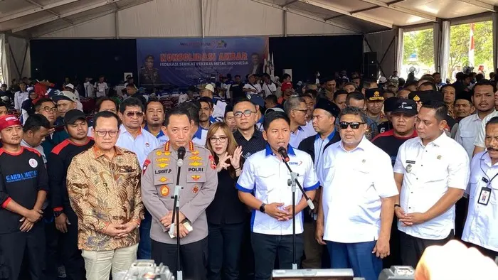 Kapolri Titip Perusahaan Jadikan Buruh sebagai Mitra, Minta Semua Guyub