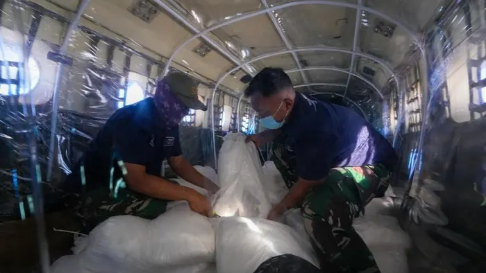 BMKG Lanjutkan OMC sampai Abu Anak Krakatau Tak Ganggu Bandara-Masyarakat