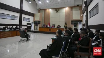 Dokter Tifa Tak Hadir, Sidang Kasus Ijazah Jokowi Ditunda 2 Pekan