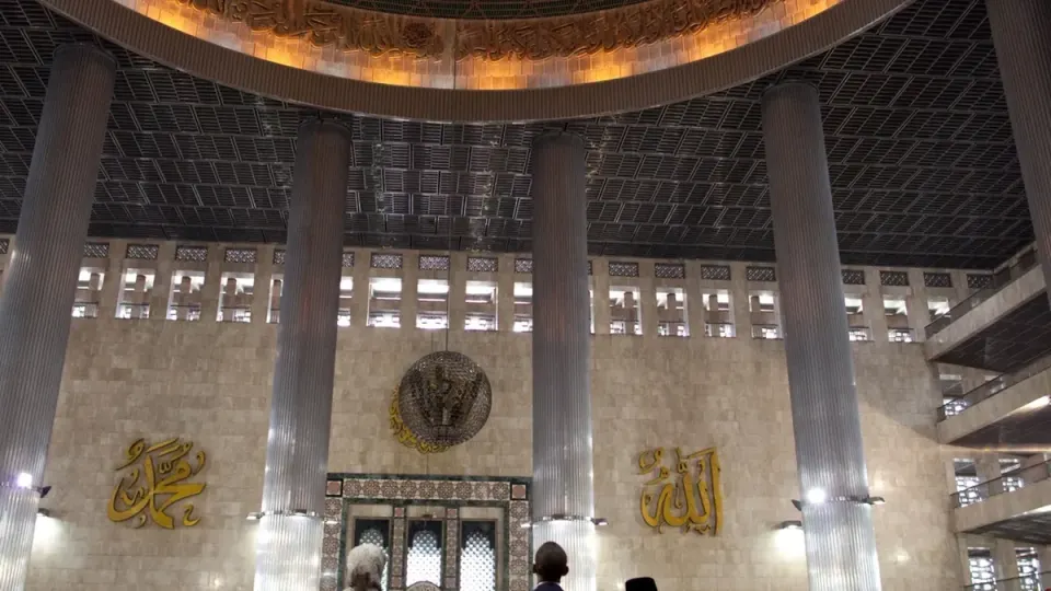 Masjid Istiqlal Masuk Pasar Modal Melalui Program Wakaf Saham