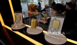 Harga Emas Antam Akhir Pekan dan Dampak Pajak Transaksinya
