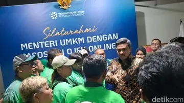 Menteri UMKM Jamin Pengemudi Ojek Online Tetap Terima Bonus Hari Raya