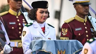 Paskibraka Asal Papua Sempat Gugup Bawa Baki Saat Penurunan Bendera
