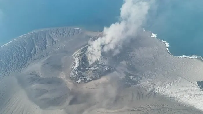 PKS Minta Pemerintah Lindungi Kelompok Rentan dari Paparan Abu Anak Krakatau
