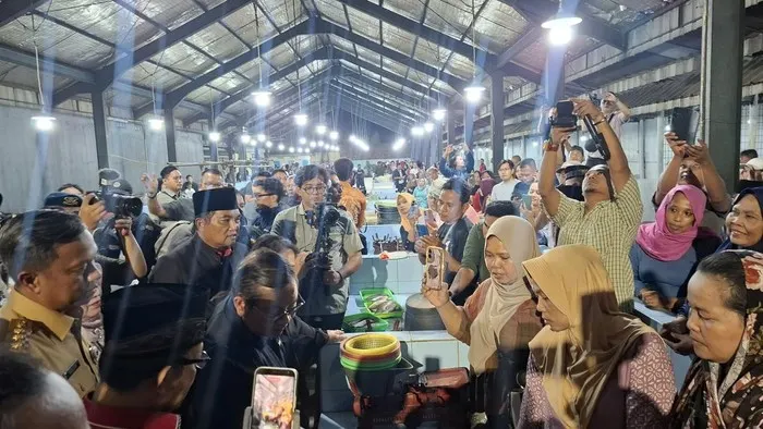 Pramono Pilih Cara Humanis Tata Pedagang Kramat Jati, Ajak Dialog Langsung