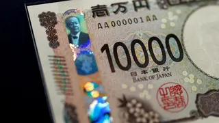 Dinamika Carry Trade dan Faktor di Balik Pergerakan Nilai Tukar Franc Swiss