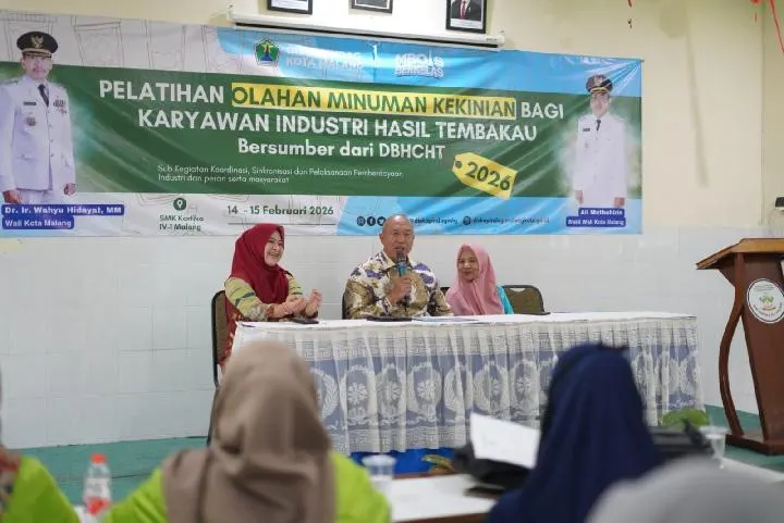Dorong Kemandirian Ekonomi, Pemkot Malang Bekali Pekerja Industri Tembakau Keterampilan Olah Ikan