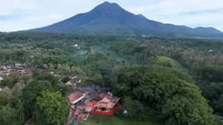 Kisah Ong Hong Liong dan Liem Sioe Liong Merintis Bisnis di Gunung Kawi