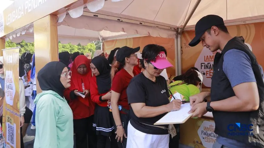 LPS Edukasi Warga Lewat Zumba Jelang Lampung Financial Festival