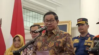 Tangga JPO Dewi Sartika Berada di Tengah Jalan, Pemprov DKI Sediakan Pelican Cross