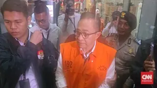 KPK Tahan Mantan Pejabat Pajak Muhammad Haniv Terkait Kasus Gratifikasi Rp20,7 Miliar