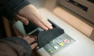 OJK Laporkan Warga Jawa Barat Paling Banyak Menjadi Korban Penipuan Online