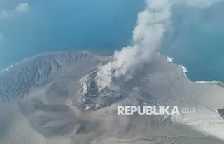 Karhutla dan Abu Anak Krakatau Ancam Aktivitas Ekonomi hingga Rp 123,1 Triliun
