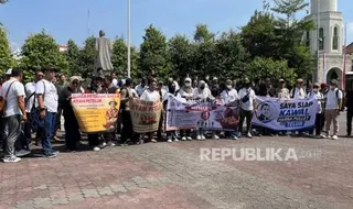 Dampak Kenaikan Harga Pakan dan Program MBG terhadap Pendapatan Peternak Unggas di Jawa Tengah