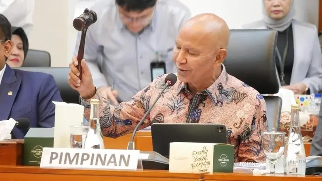 Ketua Banggar DPR Soroti Target Indikator Makro dalam RUU APBN 2027