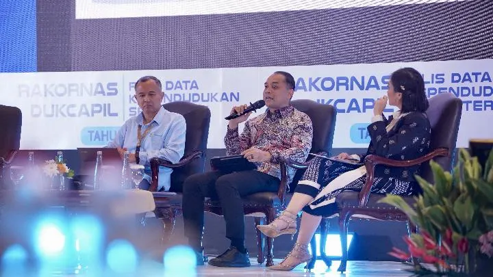 Peran Data Kependudukan dan Identitas Digital dalam Pembangunan Ekonomi Daerah
