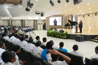 Wamendagri Ribka Haluk Dorong Anak-anak Tanah Papua Jadi Agen Perubahan